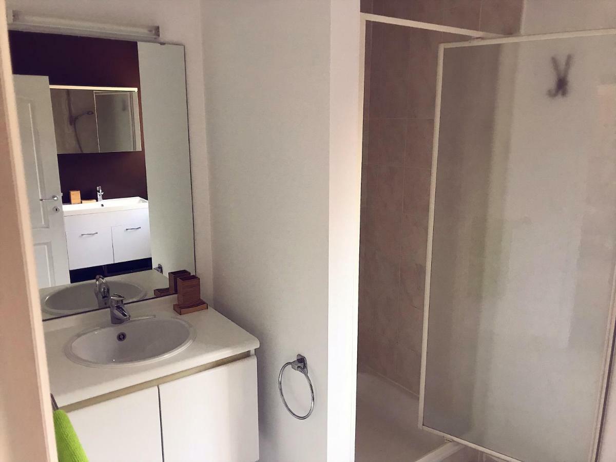 Villa Dakota - Jacuzzi, Zwembad, Playstation ดูร์บี ภายนอก รูปภาพ