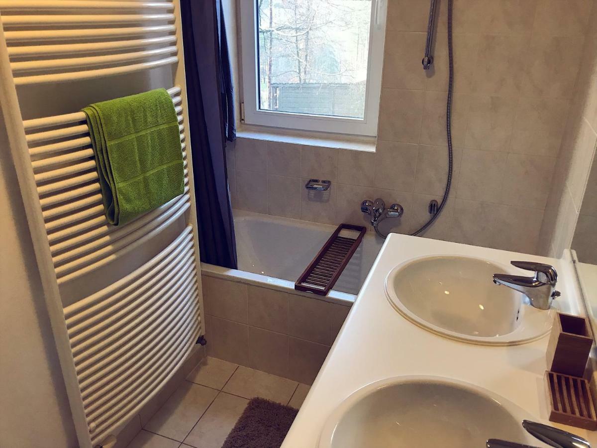 Villa Dakota - Jacuzzi, Zwembad, Playstation ดูร์บี ภายนอก รูปภาพ